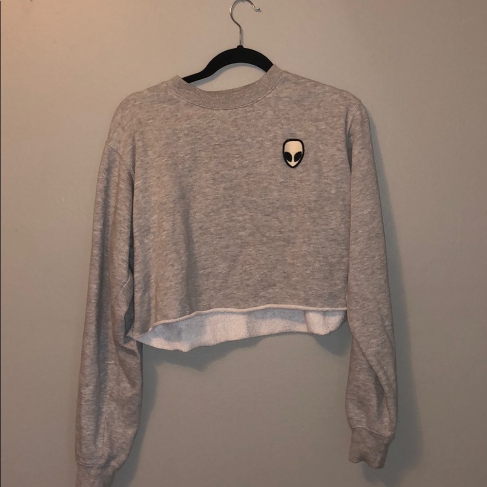 brandy melville alien cropped sweatshirt